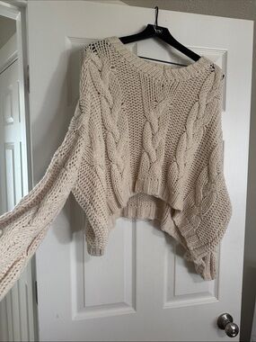Oversized Chunky Cable Knit Sweater - Cream